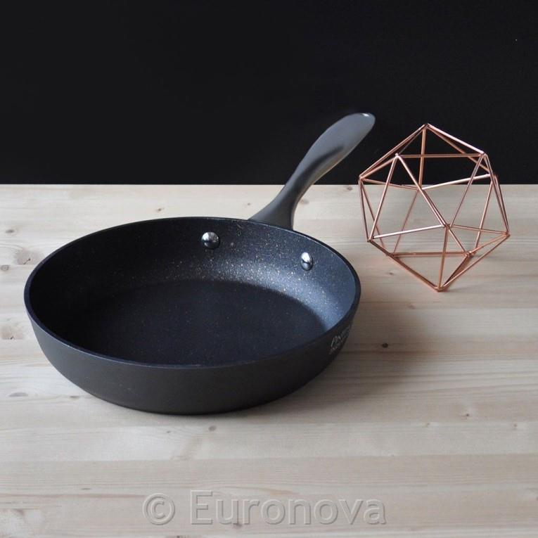 Plitka alu tava / 20cm / 4mm / Nonstick