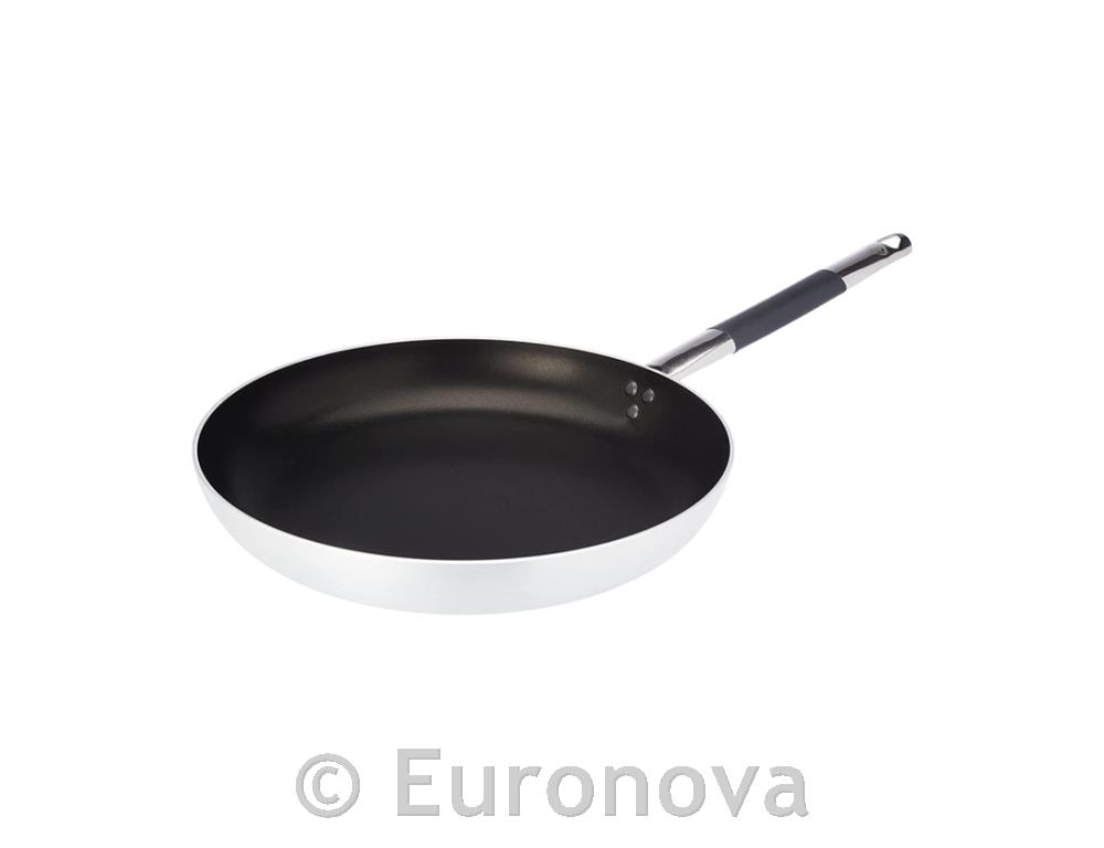 Plitka alu tava / 32cm / 3mm / Nonstick